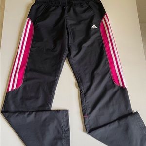 *SOLD*Adidas Track Pants Gray Pink 3 Stripes Windbreaker Pockets Women’s Small